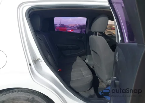 2014 Chevrolet Sonic Lt Auto z USA, uszkodzony, nr VIN 1G1JC6SH1E4239955